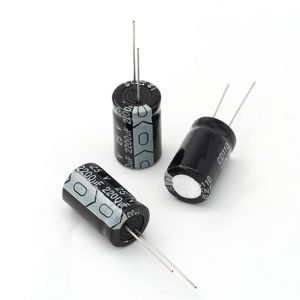 Electrolytic vs ceramic capacitor